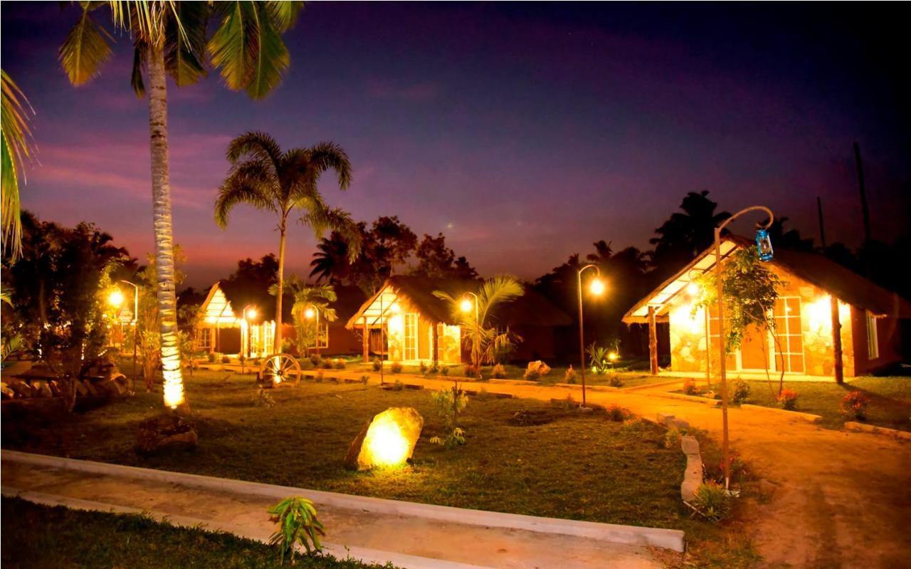 Coco Village Hotel Chilaw Bangadeniya Экстерьер фото