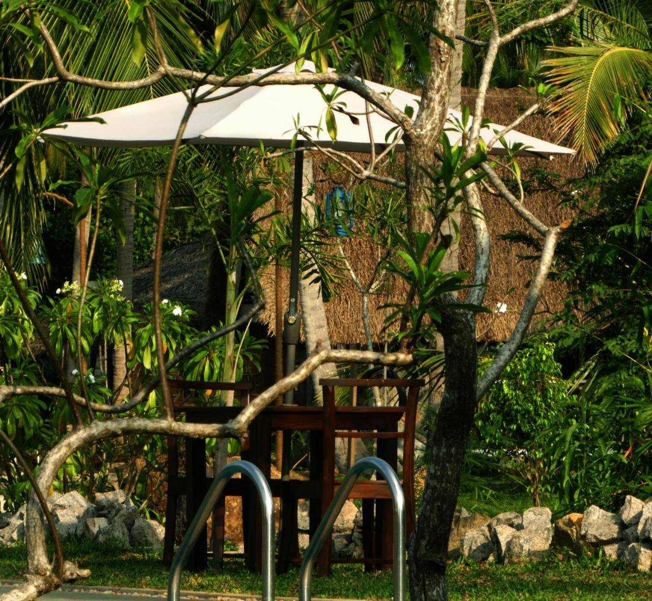 Coco Village Hotel Chilaw Bangadeniya Экстерьер фото