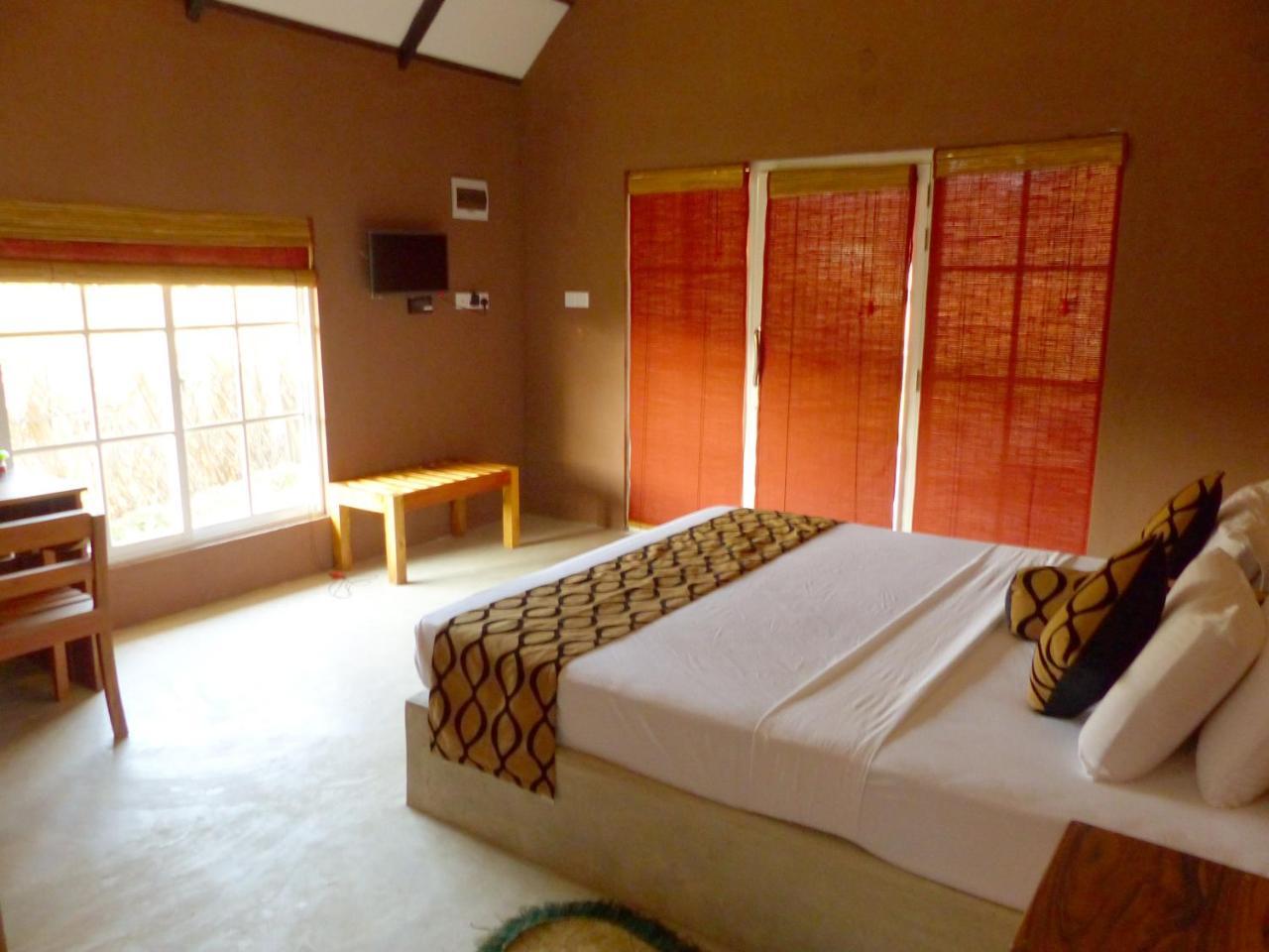 Coco Village Hotel Chilaw Bangadeniya Экстерьер фото