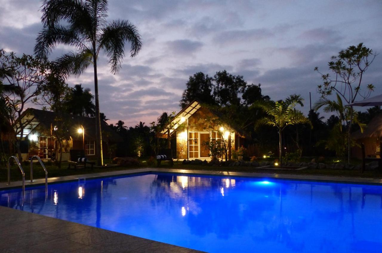 Coco Village Hotel Chilaw Bangadeniya Экстерьер фото